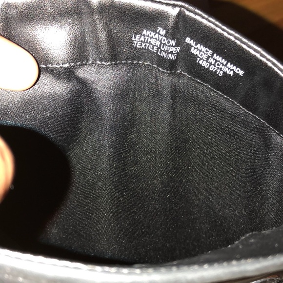 Vince camuto! - Picture 4 of 8